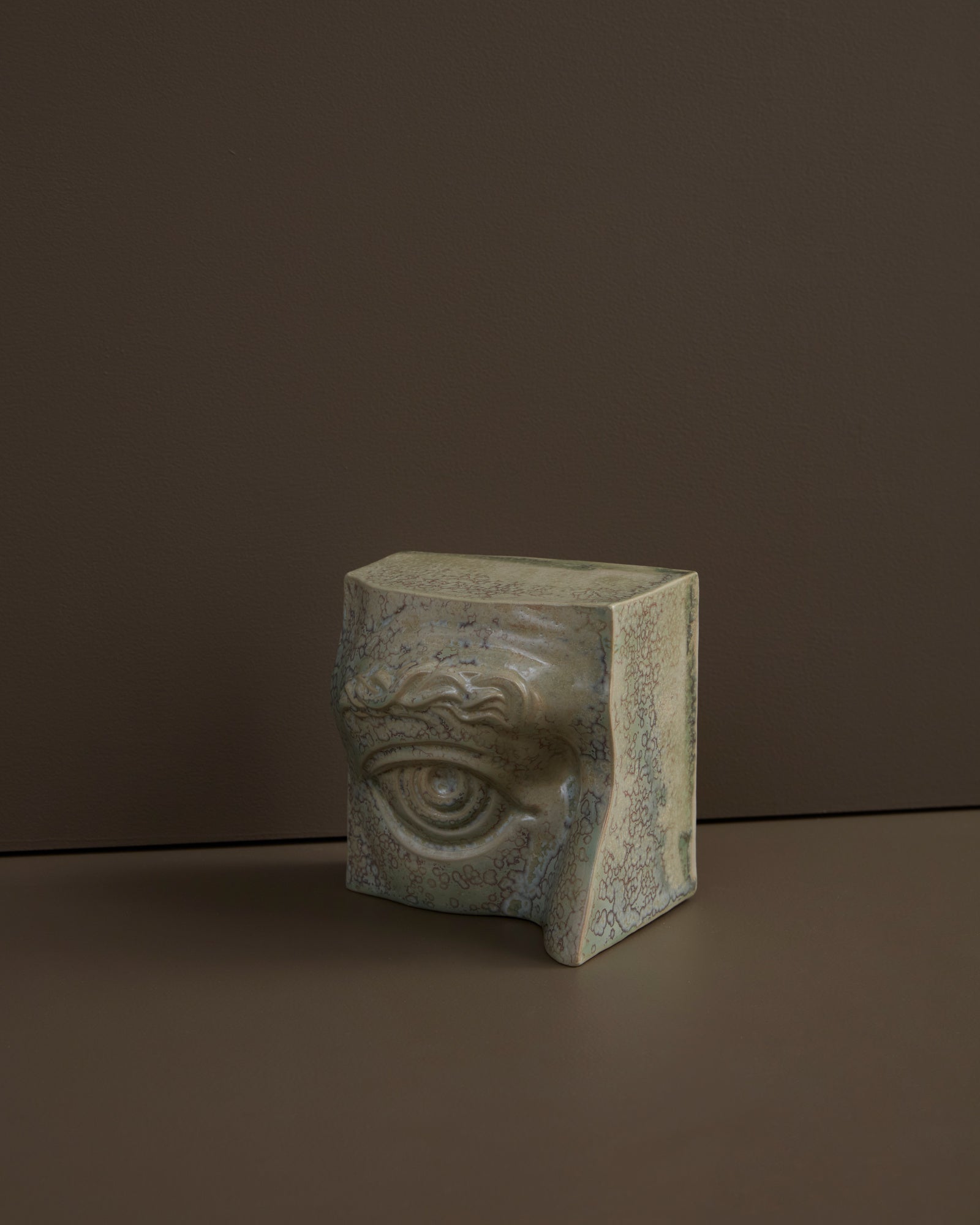 Bookend Eye | Right