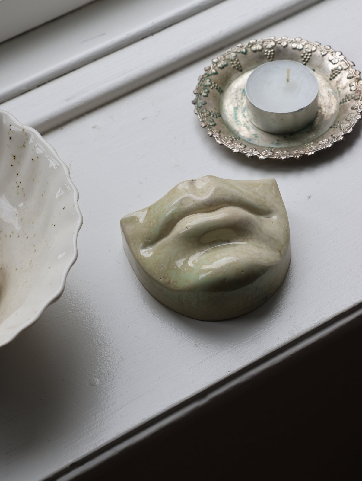 Mouth Round | Keramisk Relief