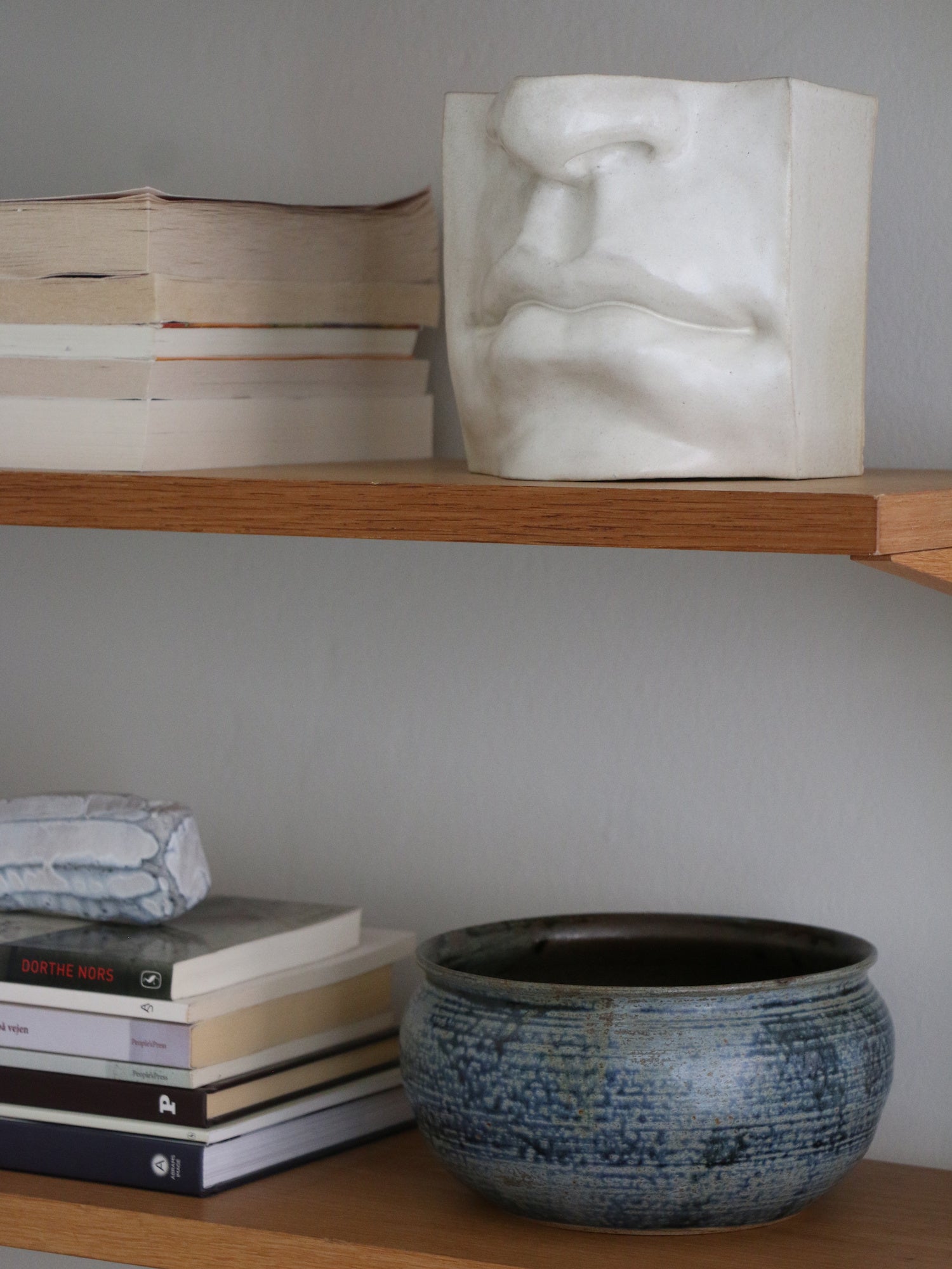 Bookend Mouth | Skulpturel Bogstøtte