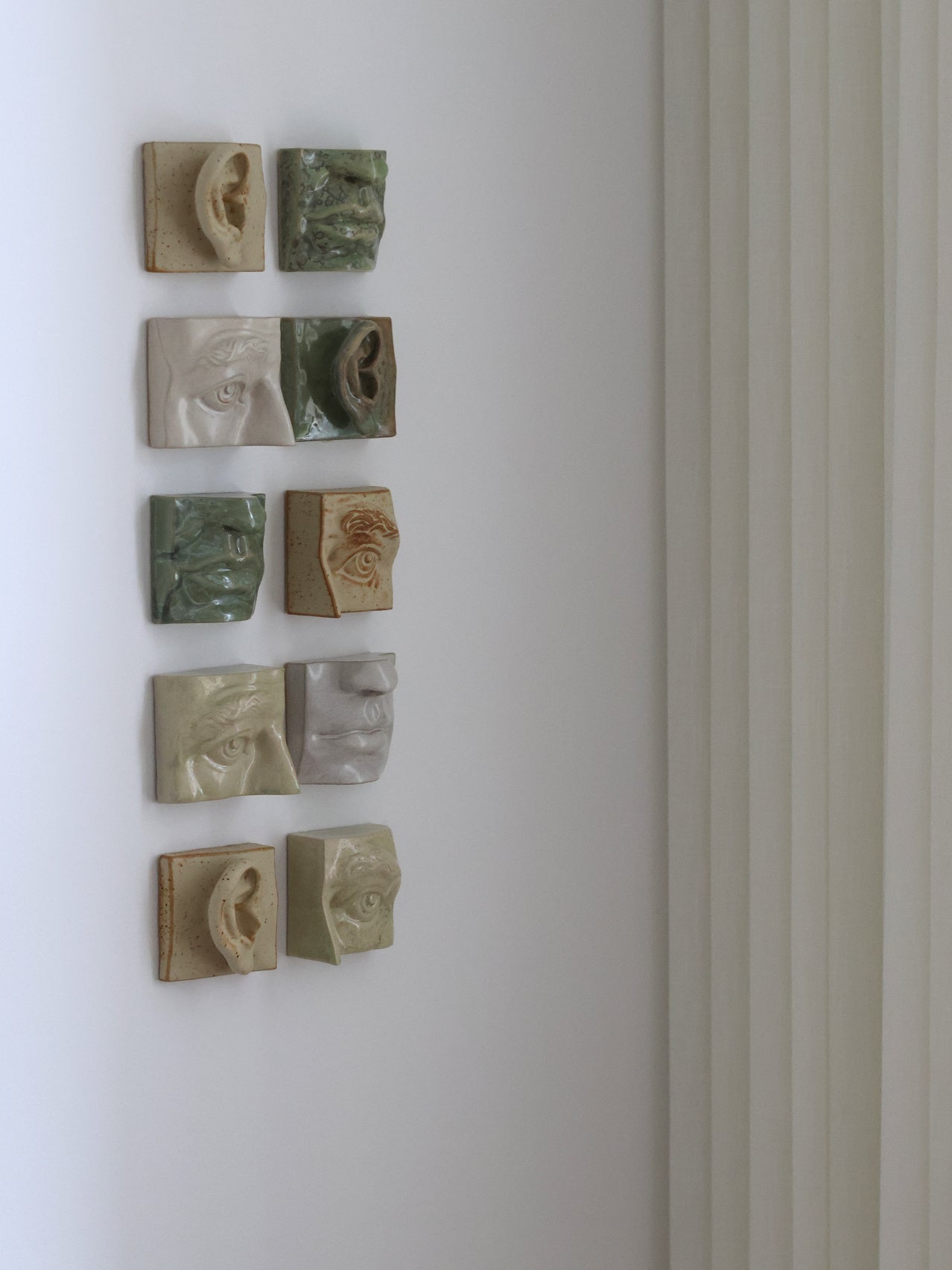 Ear Right | Keramisk Relief
