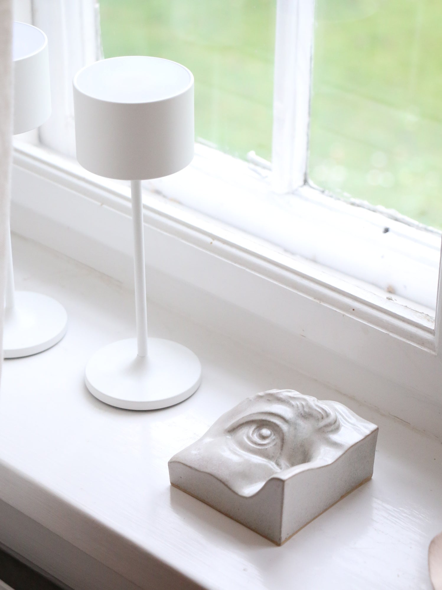 Eye Right | Keramisk Relief